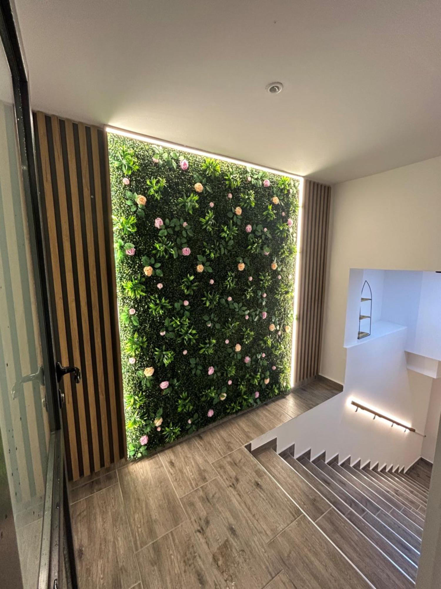 Comfort Hotel Струга Экстерьер фото