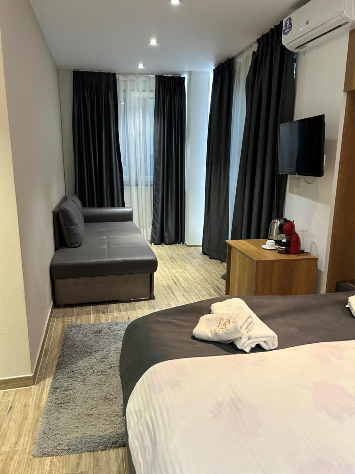 Comfort Hotel Струга Экстерьер фото