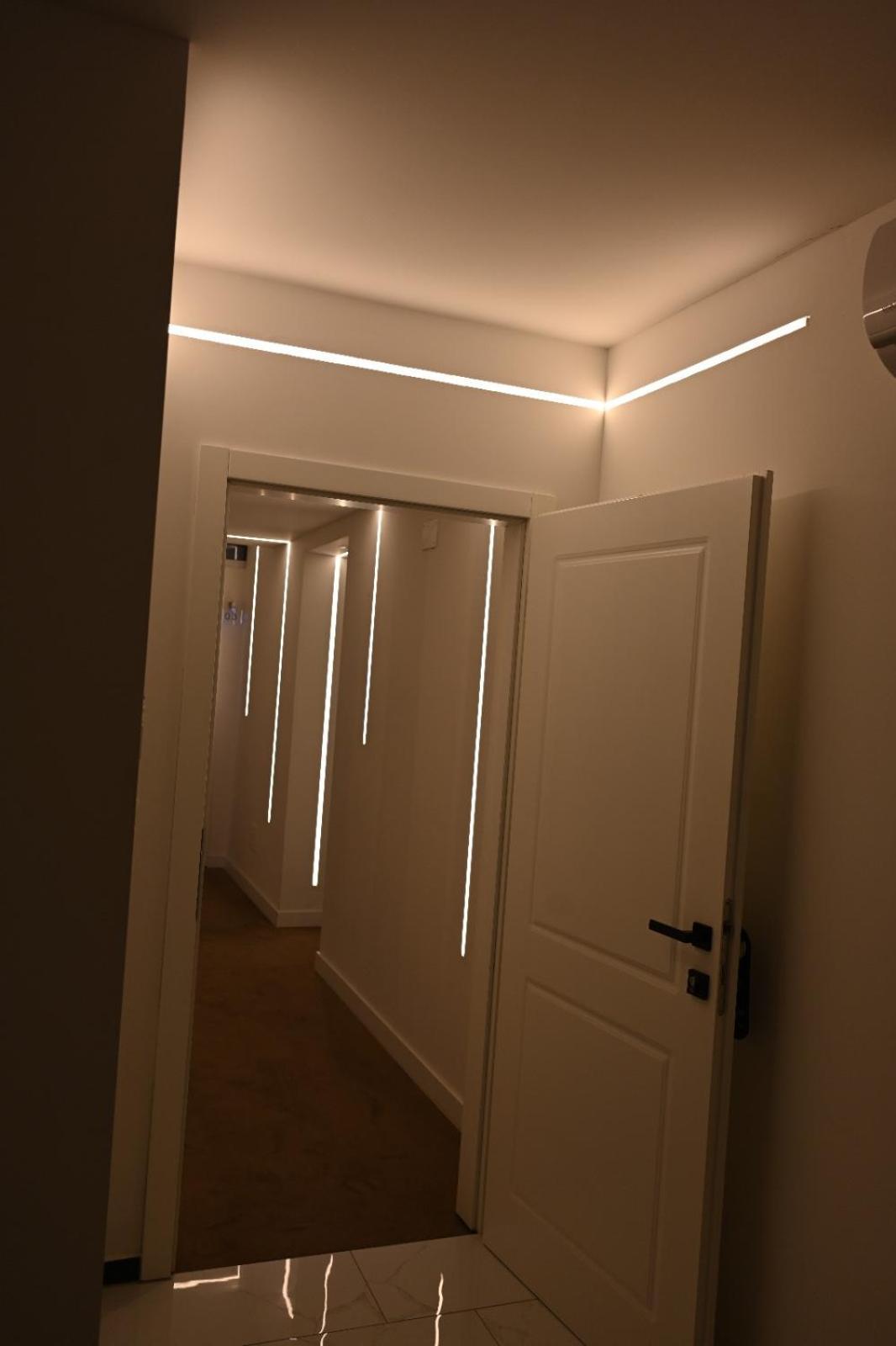 Comfort Hotel Струга Экстерьер фото